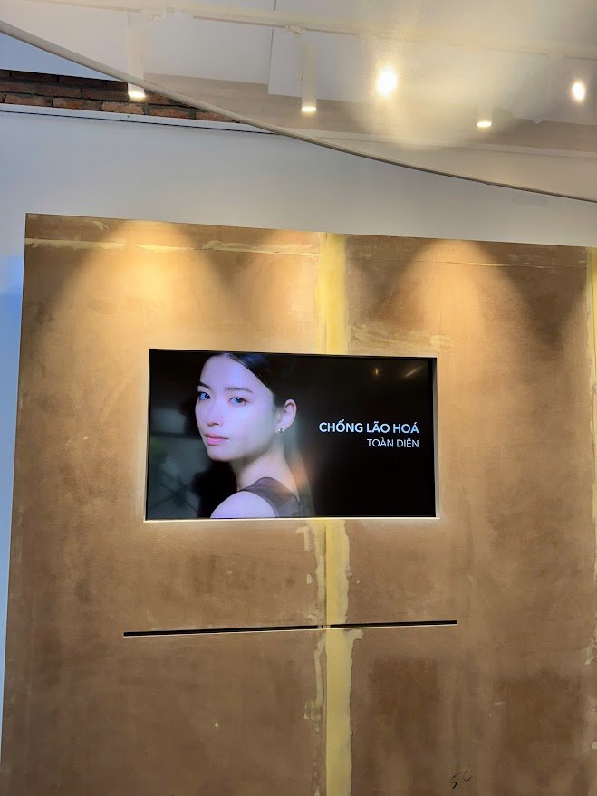 Cho thuê tivi treo tường tại cửa hàng, showroom trưng bày sản phẩm
